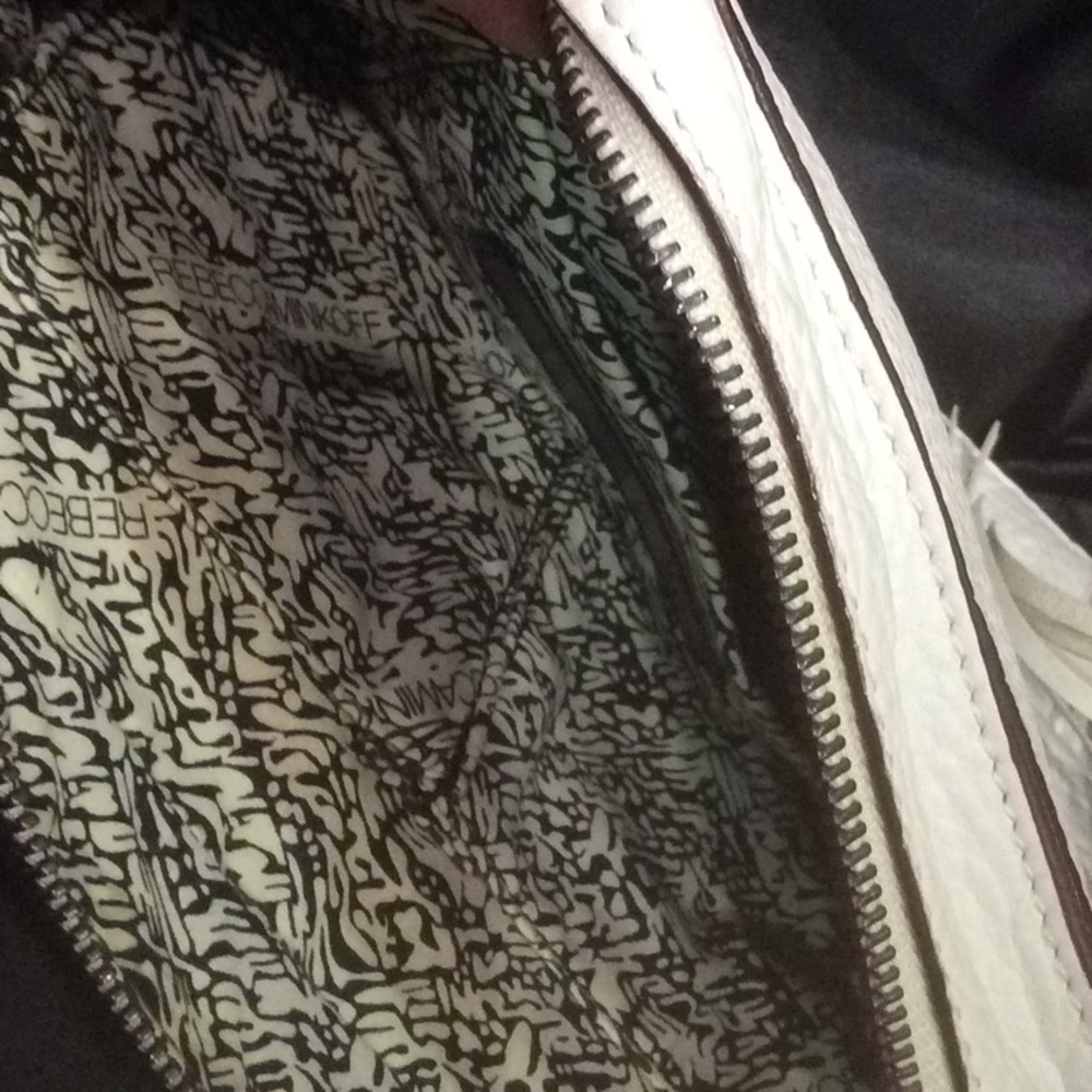 Rebecca Minkoff “Carson” white long shoulder bag - Picture 4 of 8